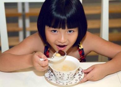 Trẻ Em Ăn Yến C&oacute; Tốt Kh&ocirc;ng? Giải D&middot;
