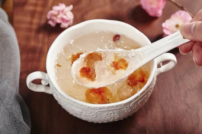 Nếu sử dụng đúng hàm lượng dinh dưỡng trong yến sào mang lại nhiều lợi ích sức khỏe