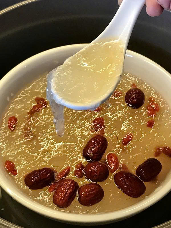 Thưởng thức yến chưng 