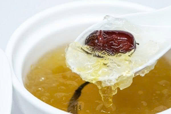 Yến chưng táo đỏ đường phèn